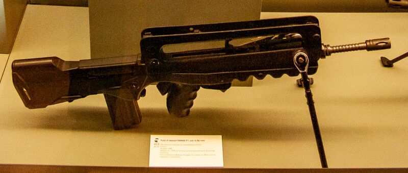 Datei:FAMAS F1 Grand Curtius, Liege 07.jpg